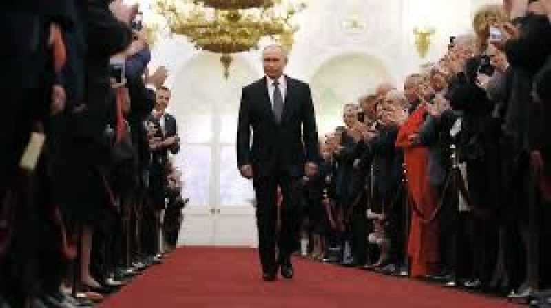 La Francia invierà il suo ambasciatore all&#39;insediamento del presidente russo Vladimir Putin.